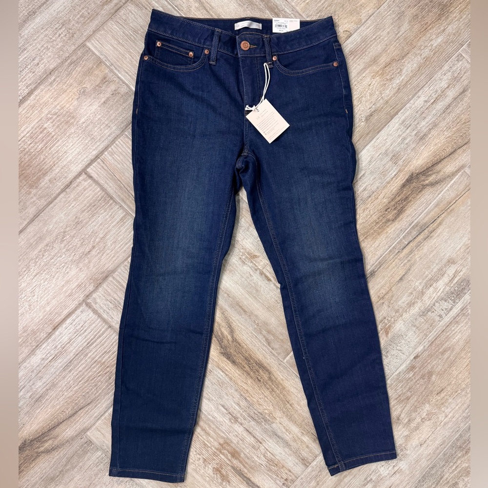 NWT Lauren Conrad mid-rise skinny jeans 8S short Lycra stretch